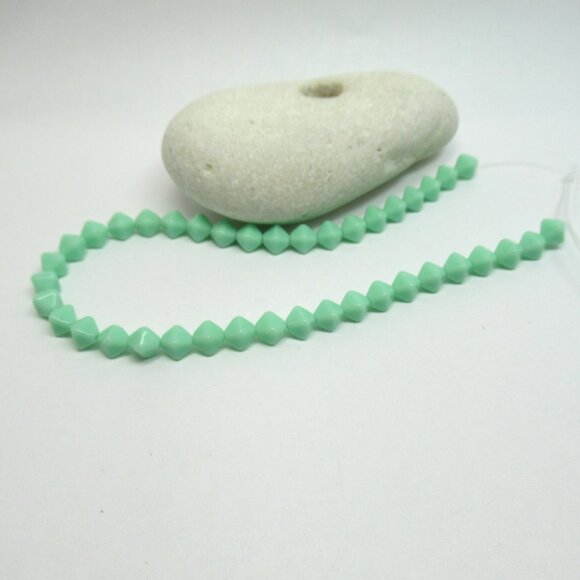 UG bicone beads - Picture 6 of 7